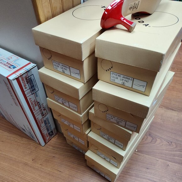 SODA SHOES LIPSTICK RED KITTEN HEELS MULES SLIDES - Picture 5 of 5